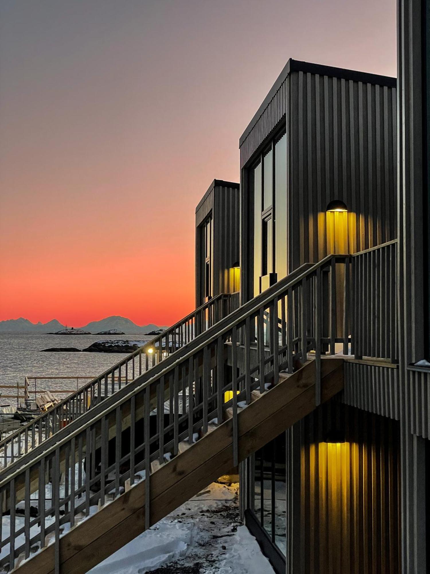 Henningsvaer Lofoten New Apartment Екстер'єр фото