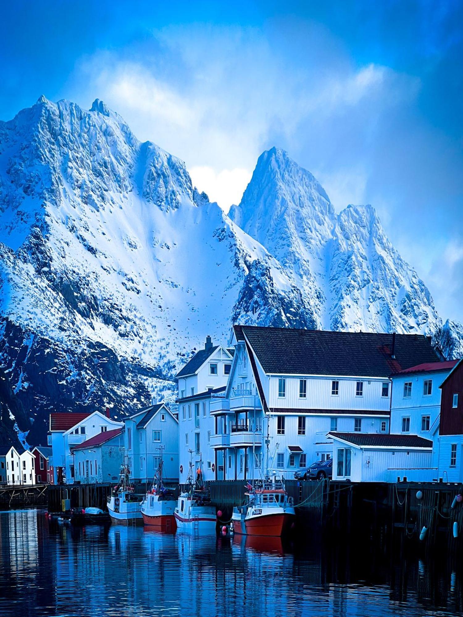 Henningsvaer Lofoten New Apartment Екстер'єр фото